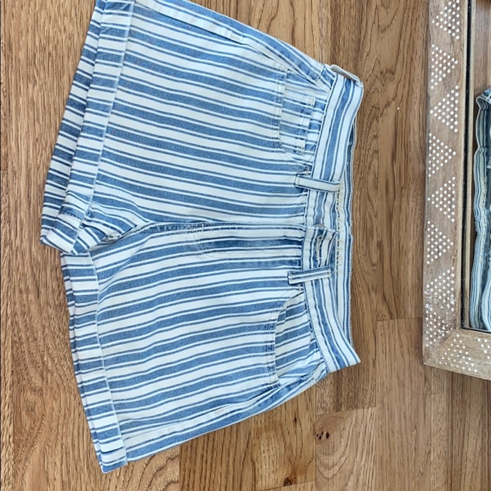 american eagle blue jean shorts